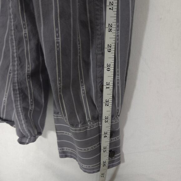 Timberland Shirt Mens XXL Gray White Southwestern Striped Relaxed Fit Button Up - Picture 9 of 10